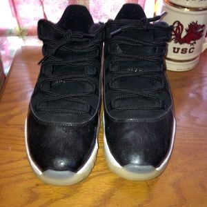 Jordan 11 Low Barons